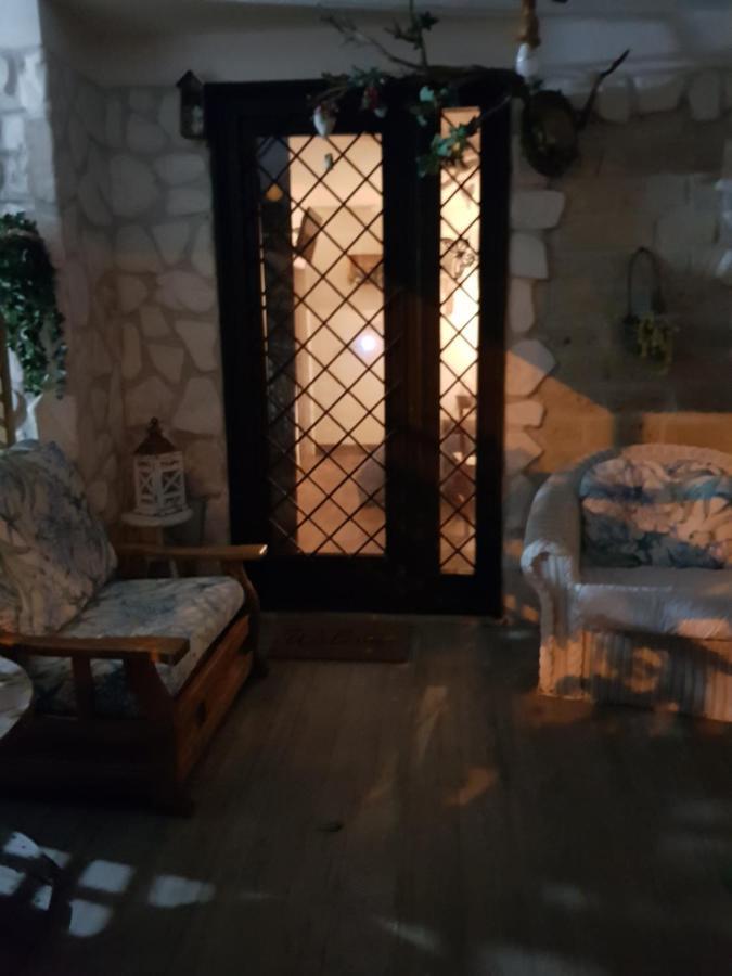 לינה וארוחת בוקר קסטל וולטורנו Mari En מראה חיצוני תמונה